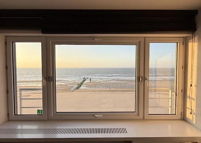 Compleet Appartement met Frontaal Zeezicht Oostende