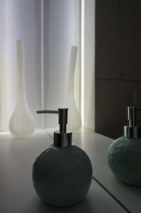 Compleet Met Frontaal Zeezicht Appartement *